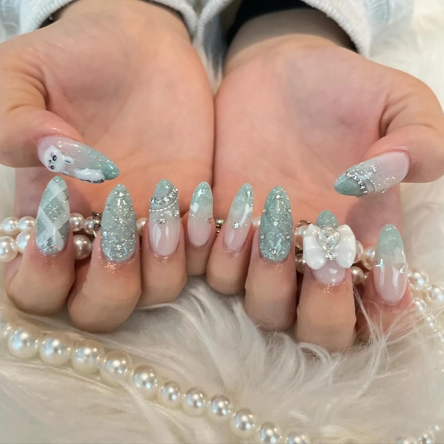 またまた可愛すぎるネイル♡持ち込み画像の色違いで激カワネイル...